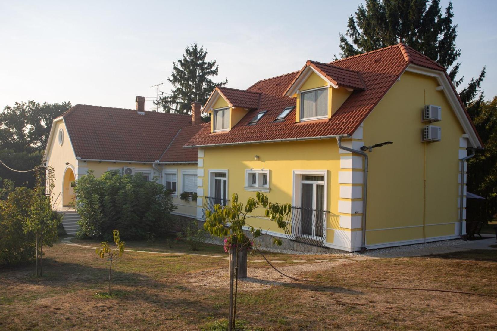 Kondics Apartmanhaz Sárvár 외부 사진